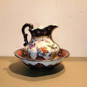 VINTAGE BLUE/WHITE PORCELAIN CHINESE FLORAL PITCHER AND BASIN SET